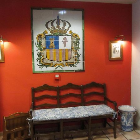 Hotel Villa De Utrillas Eksteriør bilde